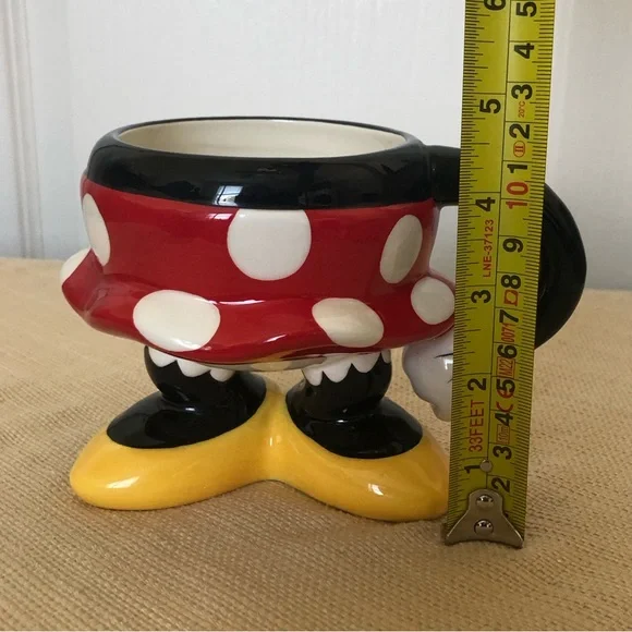 Disney World Minnie Mouse half body / skirt legs mug NWT - Picture 11 of 16